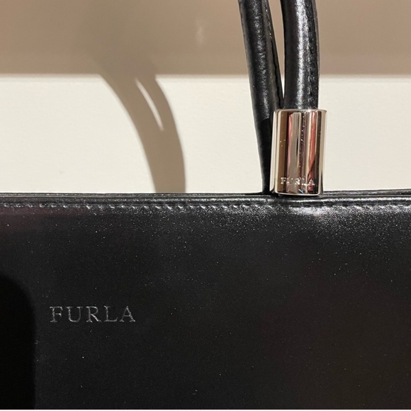 Furla top handle tote 14x14x4” smooth leather vintage - Picture 2 of 8